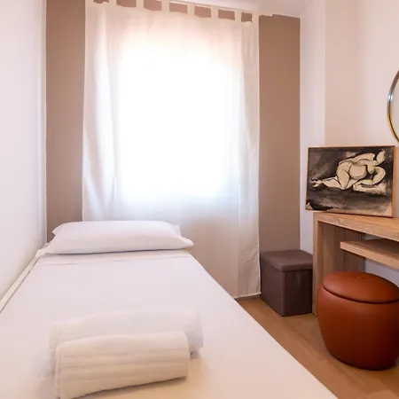 ヴィラ Marina-s'arena Scoada *