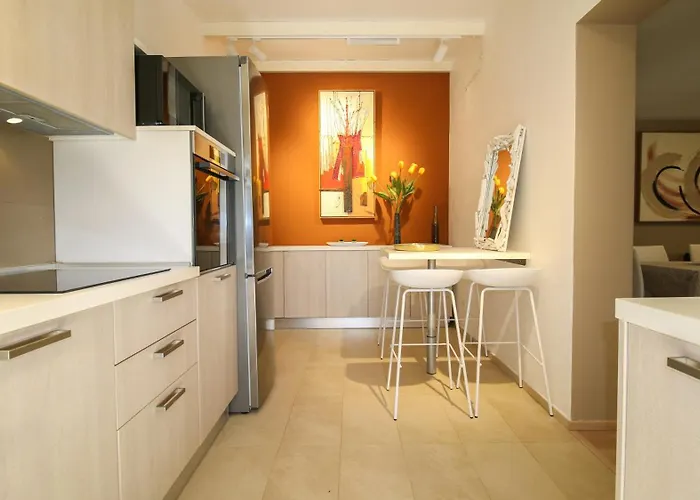 Marina-s'arena Scoada فيلة بوتزو ايدو