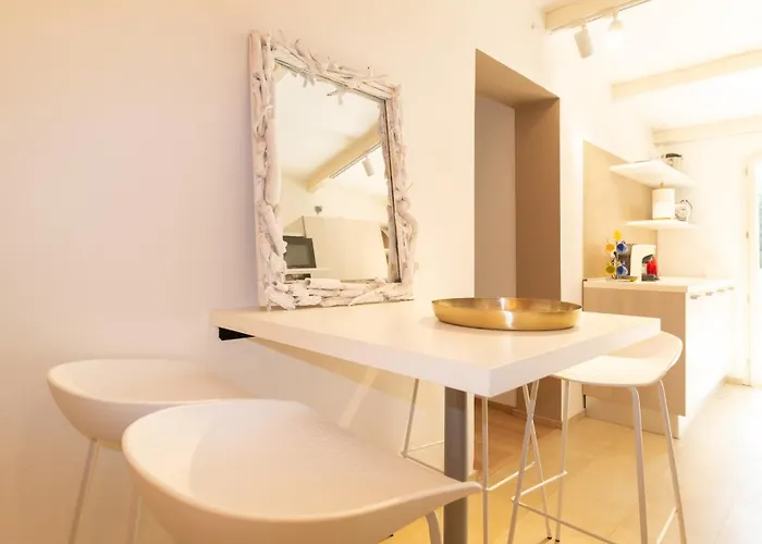 Marina-s'arena Scoada *