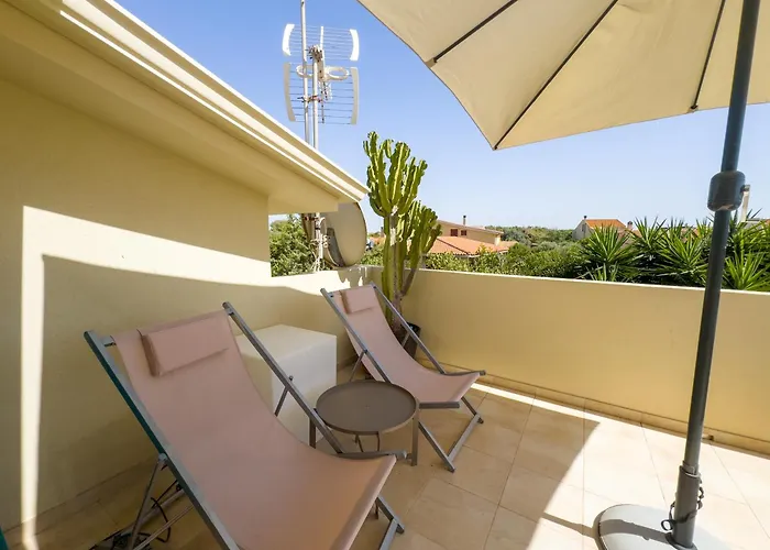 Marina-s'arena Scoada فيلة *